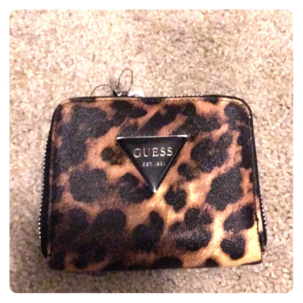 Guess wallet